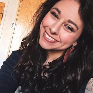 Meet your Posher, Alyssa